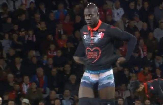 2025中超射手榜：法比奥金靴，卡扎和莱昂纳多分列二三名（2025中超射手榜揭晓：法比奥加冕金靴，卡扎与莱昂纳多分列二三位）