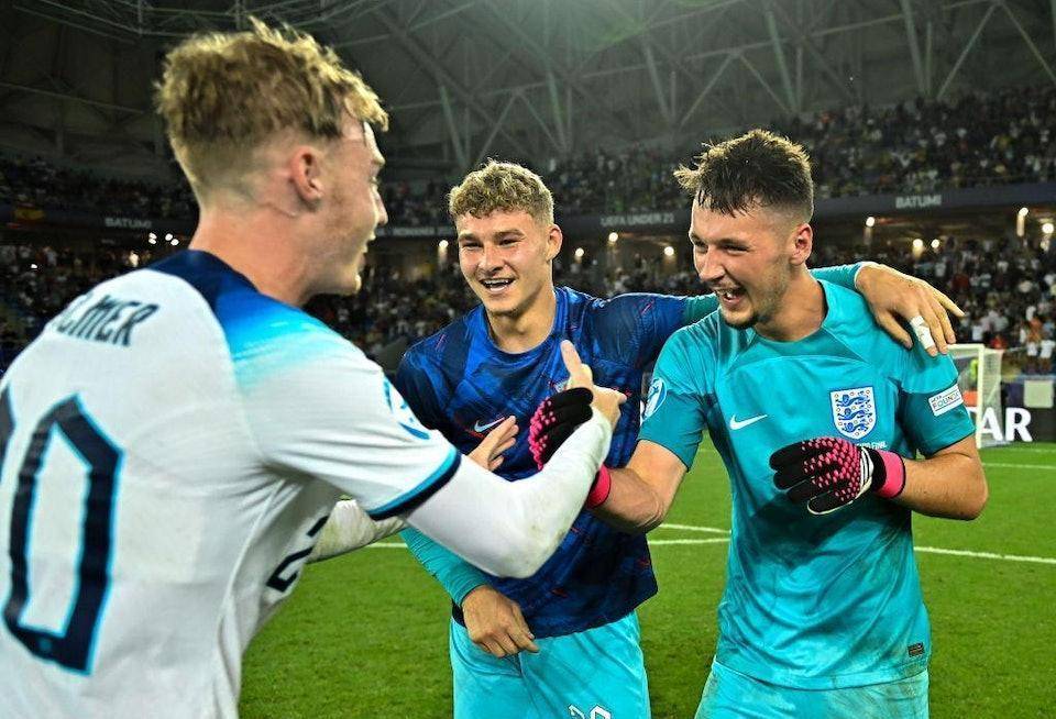 哈里王子48小时两次公开调侃特朗普，从ICE到世界杯火力不减哈里两度调侃特朗普特朗普暂未回应