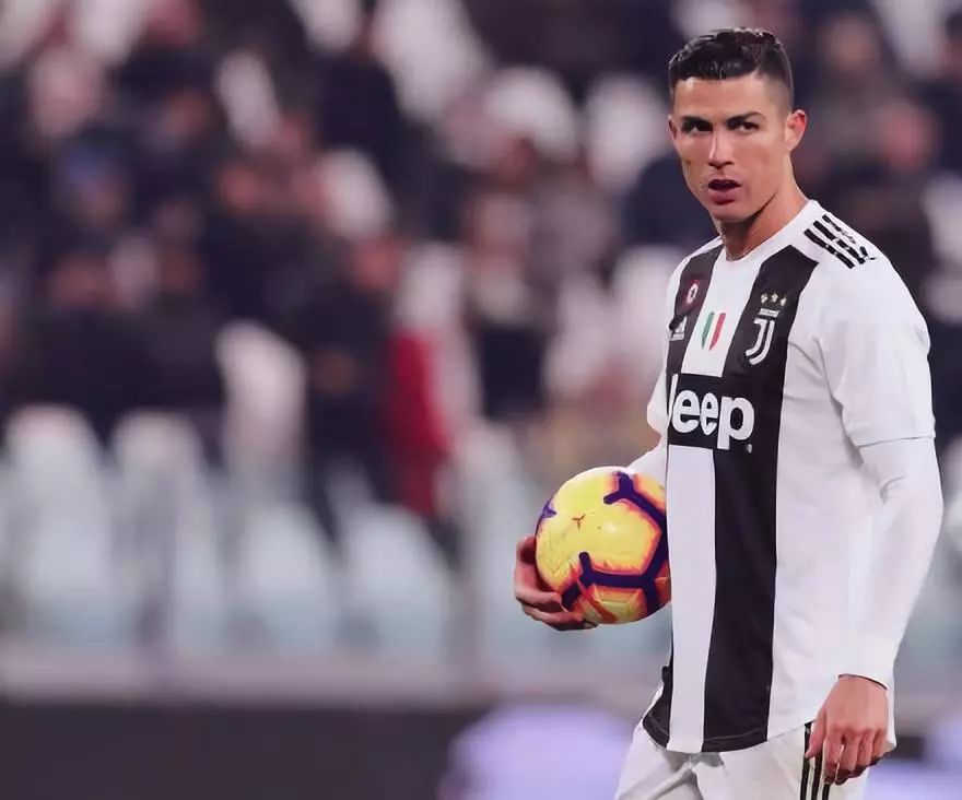 前意国门克拉尼奥：门将的身高不是决定性的，索默就是个例子（前意大利国门克拉尼奥：门将身高并非关键，索默就是明证）