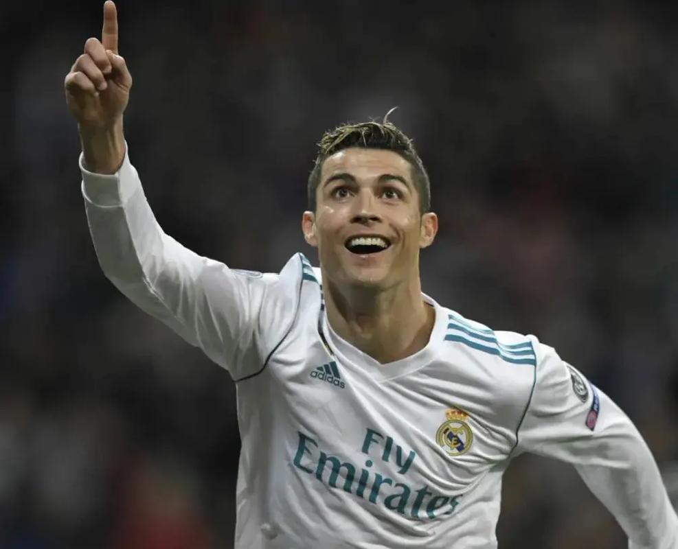 尼日利亚队队长埃孔宣布从国家队退役，期间共为国出战83场