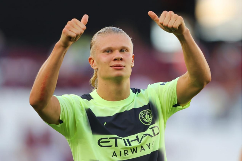 21世纪五大联赛出场时间：C罗75927分钟居首，梅西70022分钟第三（21世纪五大联赛出场时长榜：C罗以75927分钟领跑，梅西70022分钟位列第三）