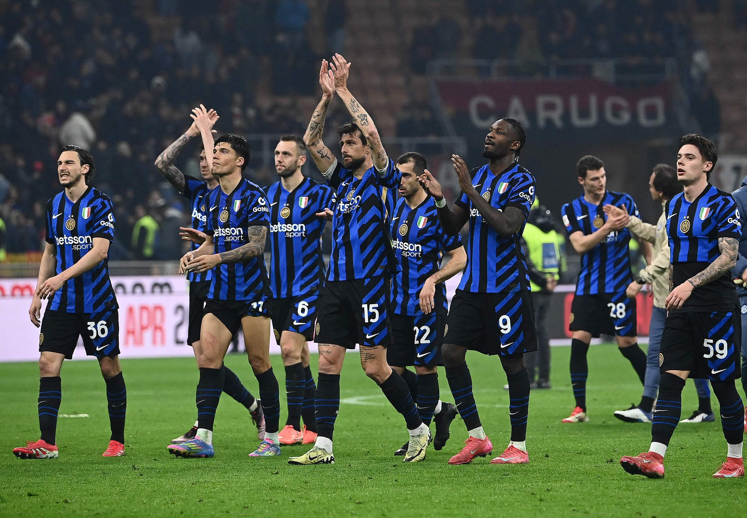 诺里斯：我没想到自己会哭，现在体会到了维斯塔潘的感受