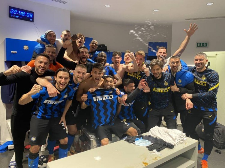 跟队：国米正在关注铃木彩艳、维卡里奥等多位门将